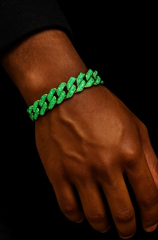 Emerald Frost Bracelet – Green Edition💚✨