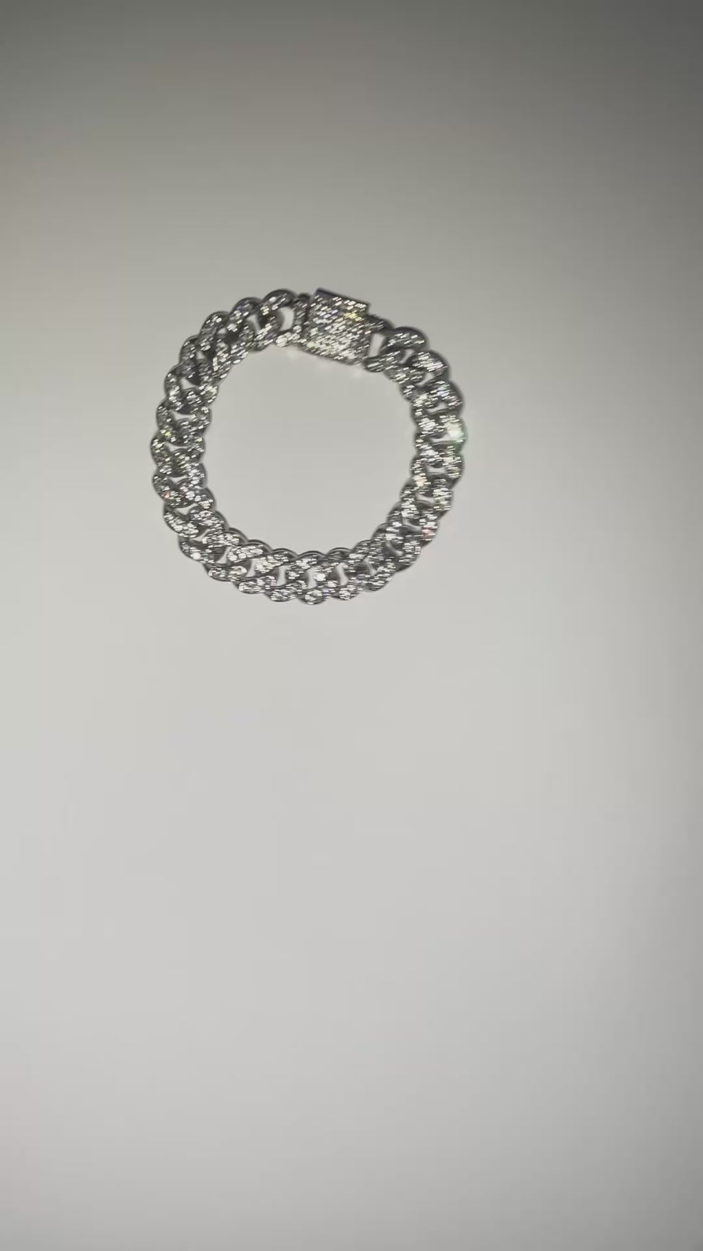 Iced Royale Bracelet – Silver Edition⛓️